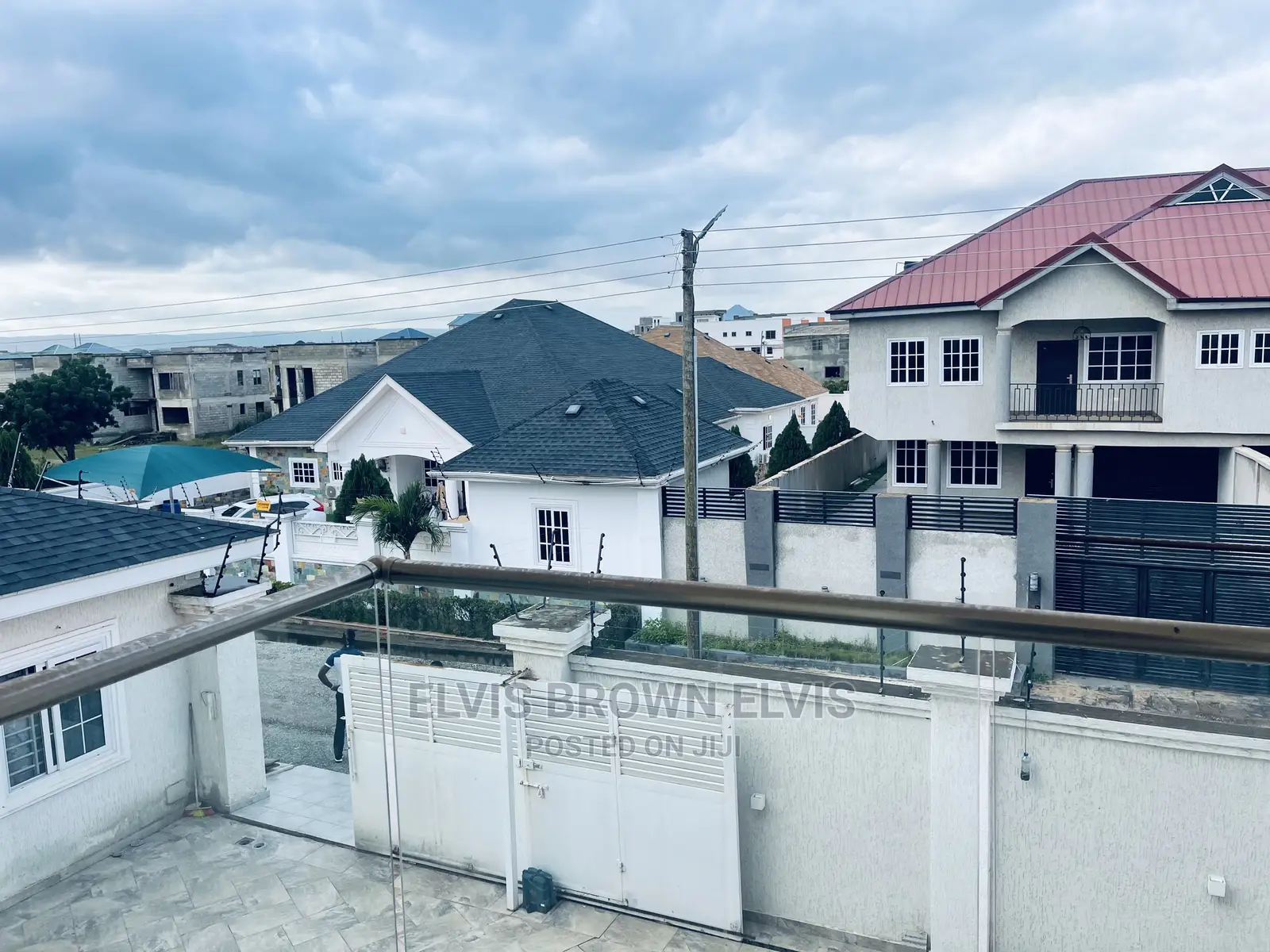 5bdrm Duplex in Living Large, East Legon for Sale in East Legon
