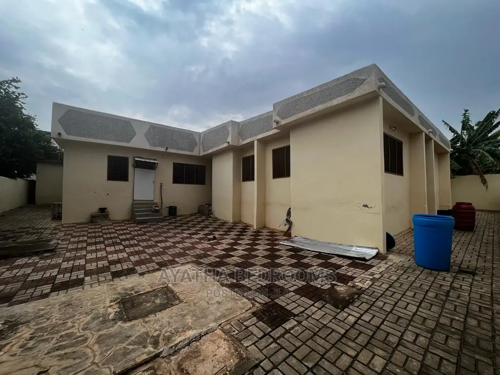 6bdrm House in Ayathar Bedroom, Zero for Sale in Zero
