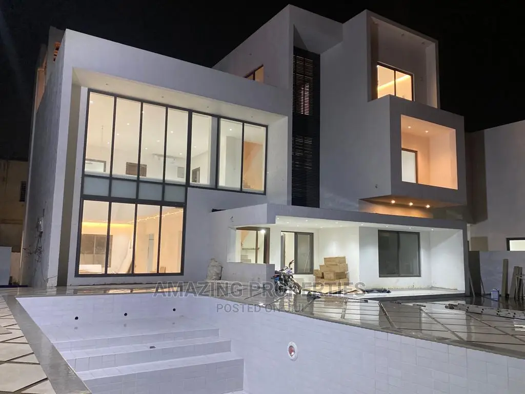 5bdrm House in East Legon for Sale in East Legon