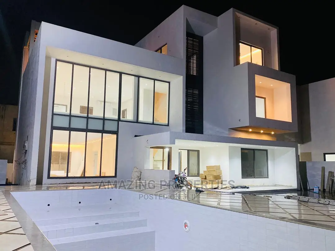5bdrm House in East Legon for Sale in East Legon