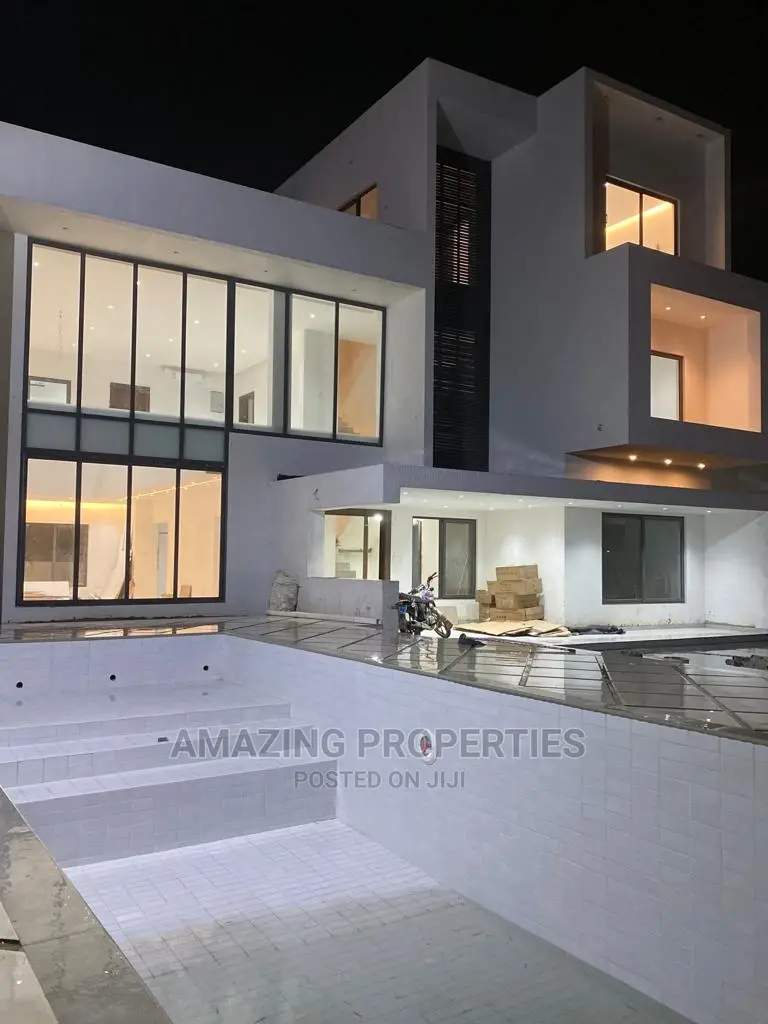 5bdrm House in East Legon for Sale in East Legon