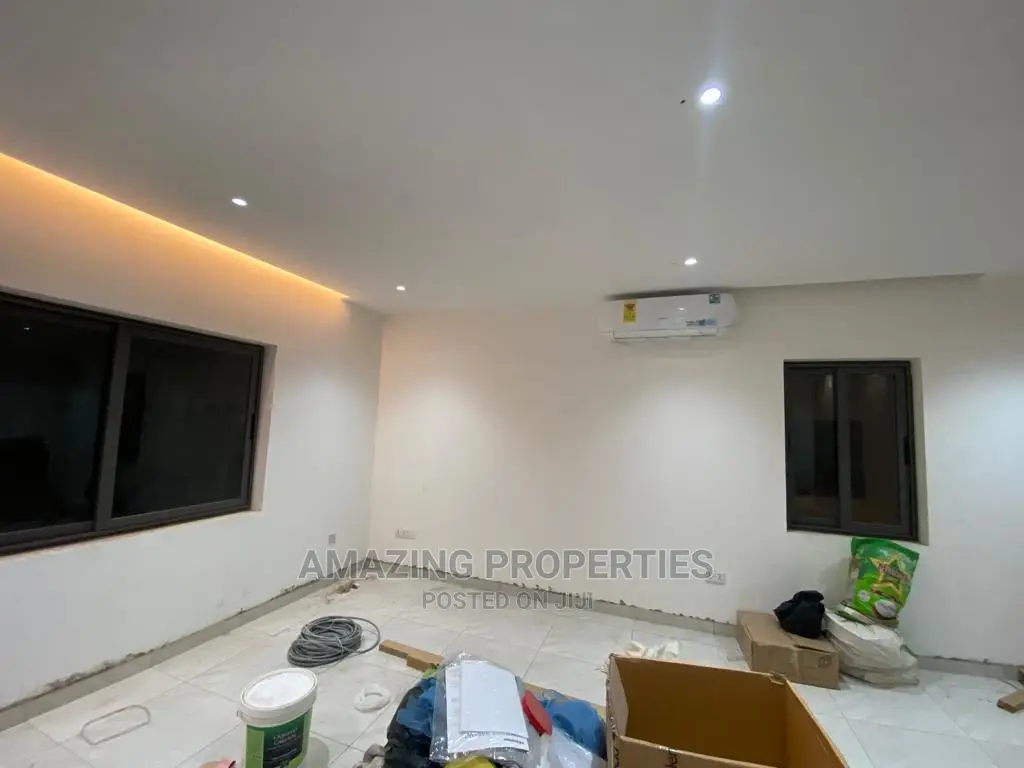 5bdrm House in East Legon for Sale in East Legon