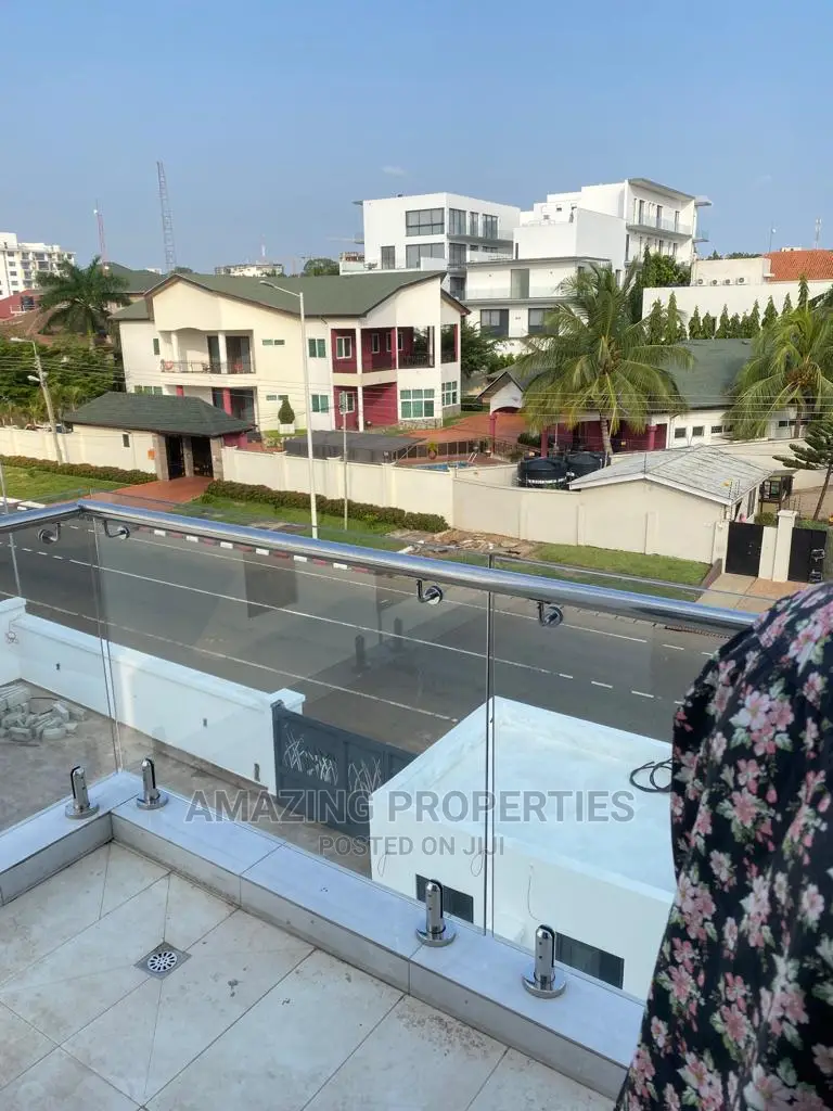 5bdrm House in Airport Residential Area for Sale in Airport Residential Area