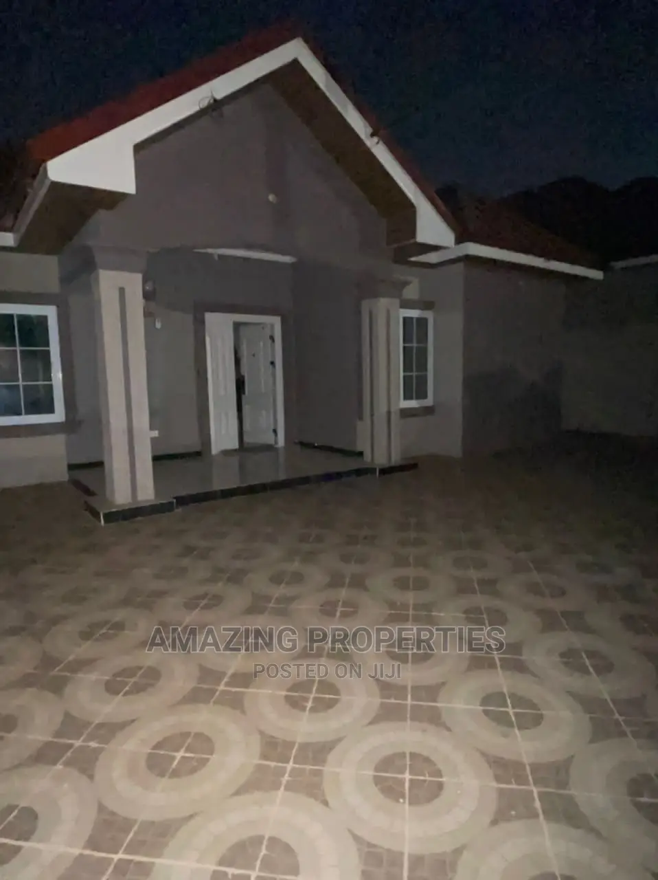 3bdrm House in Spintex for Rent in Spintex