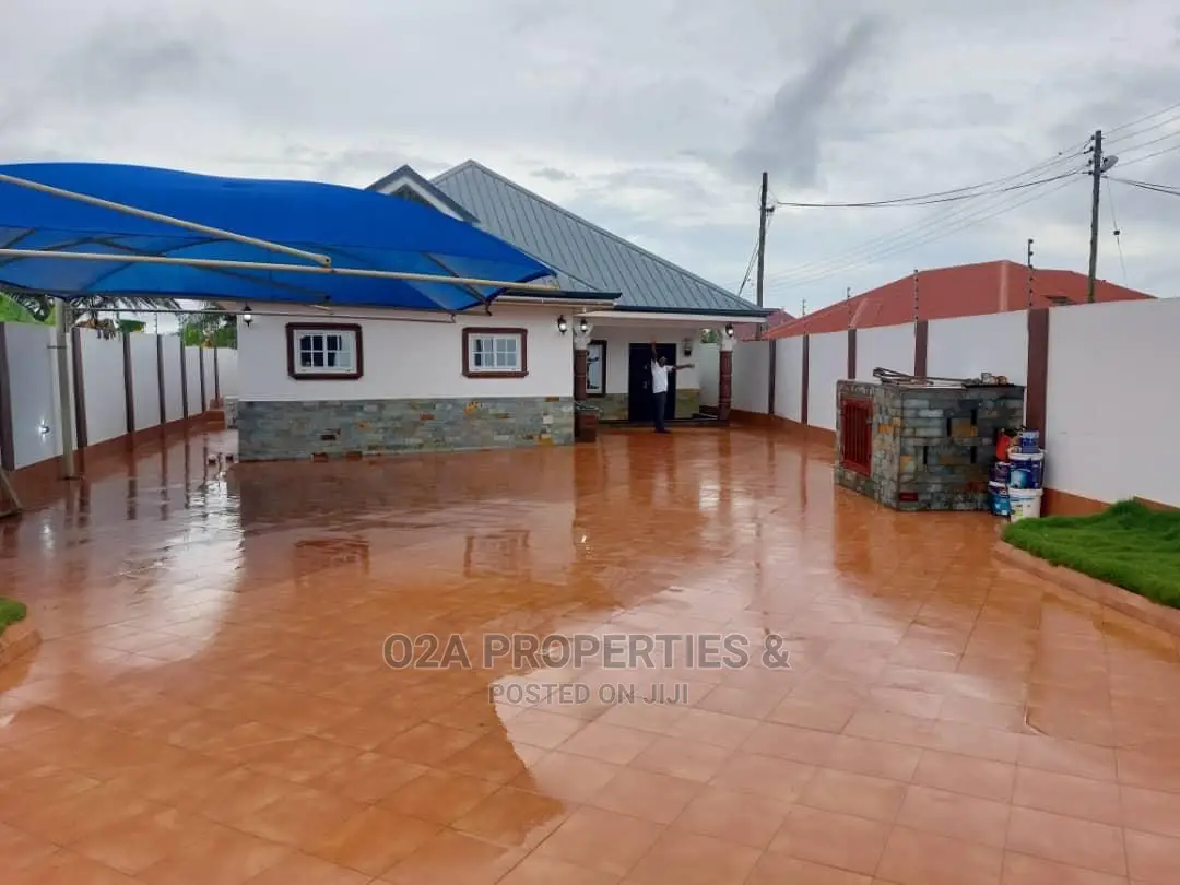 Furnished 3bdrm House in American House for Rent in American House