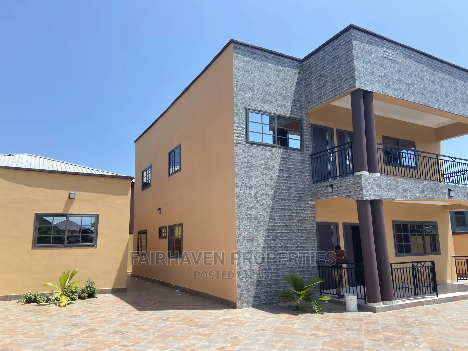 4bdrm House in Tseaddo, Airport Residential Area for Rent in Airport Residential Area