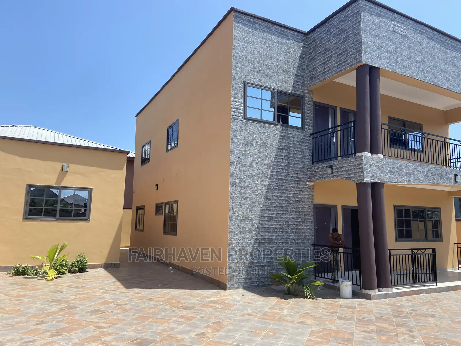 4bdrm House in Tseaddo, Airport Residential Area for Rent in Airport Residential Area
