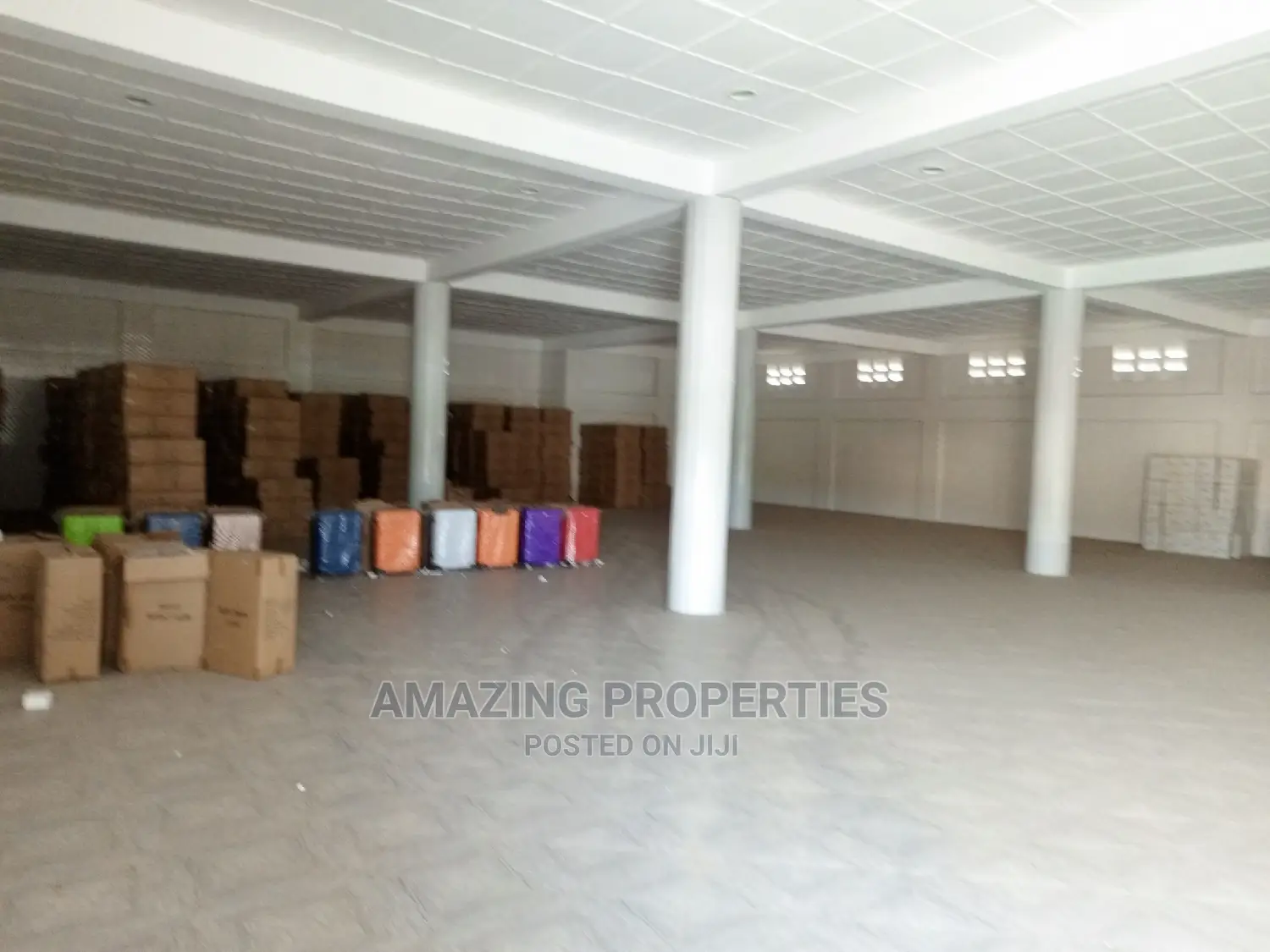 For Rent 500sqm We're House at Achimota in Achimota