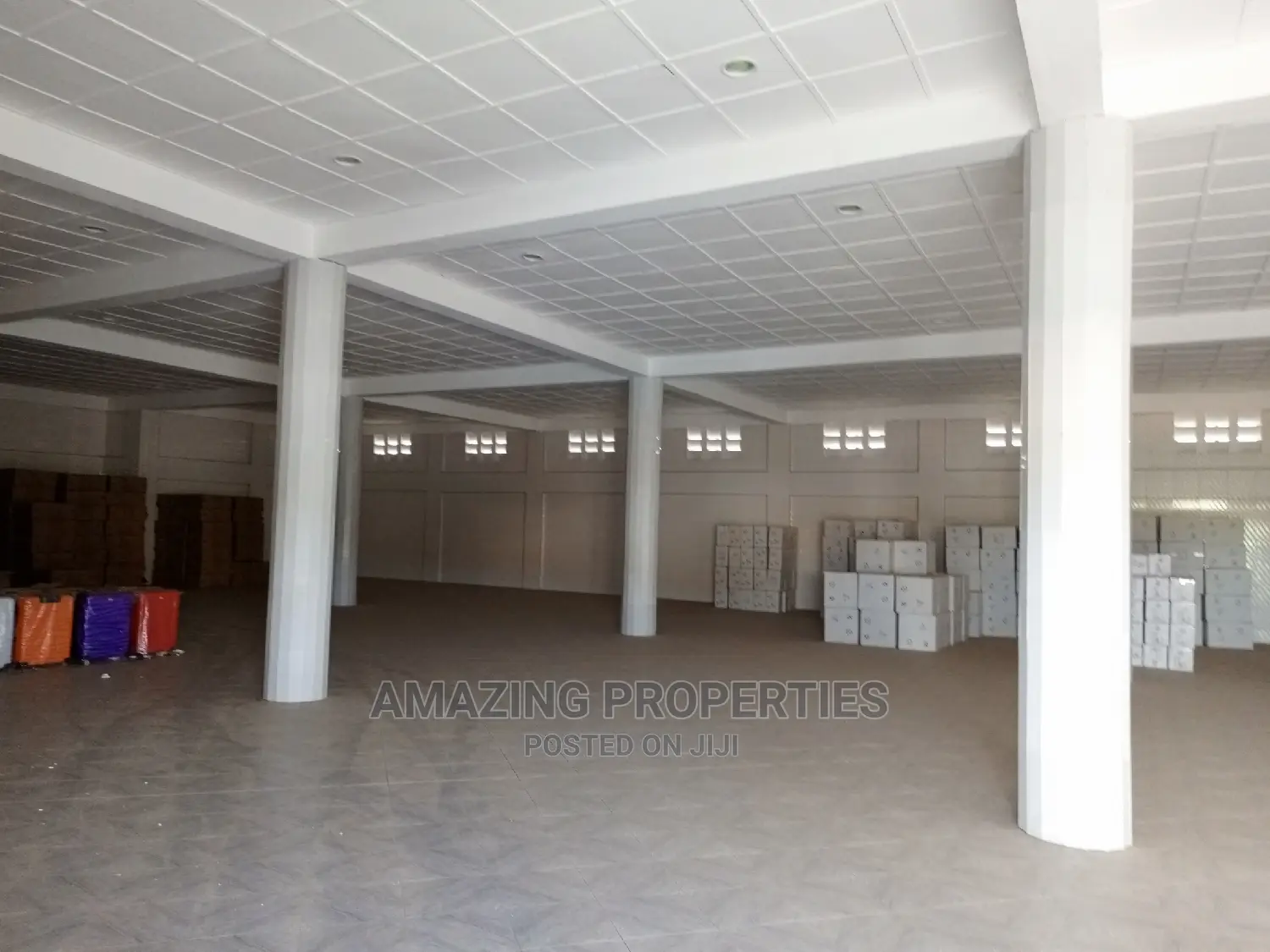For Rent 500sqm We're House at Achimota in Achimota