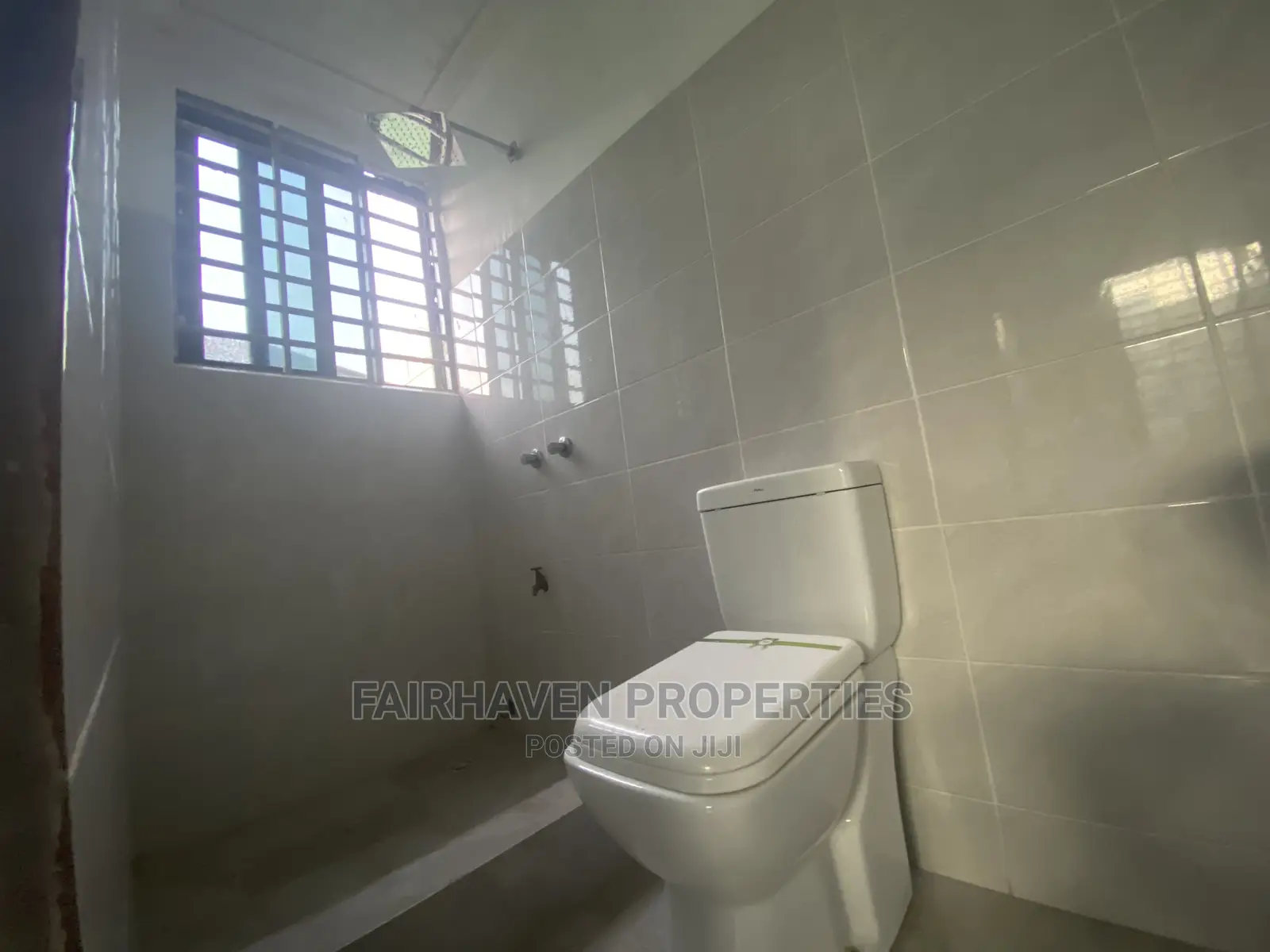 2bdrm Apartment in Tseaddo Roundabout, Airport Residential Area in Airport Residential Area