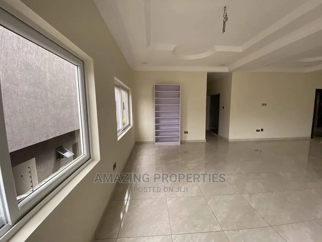 5bdrm House in Airport Residential Area for Sale in Airport Residential Area