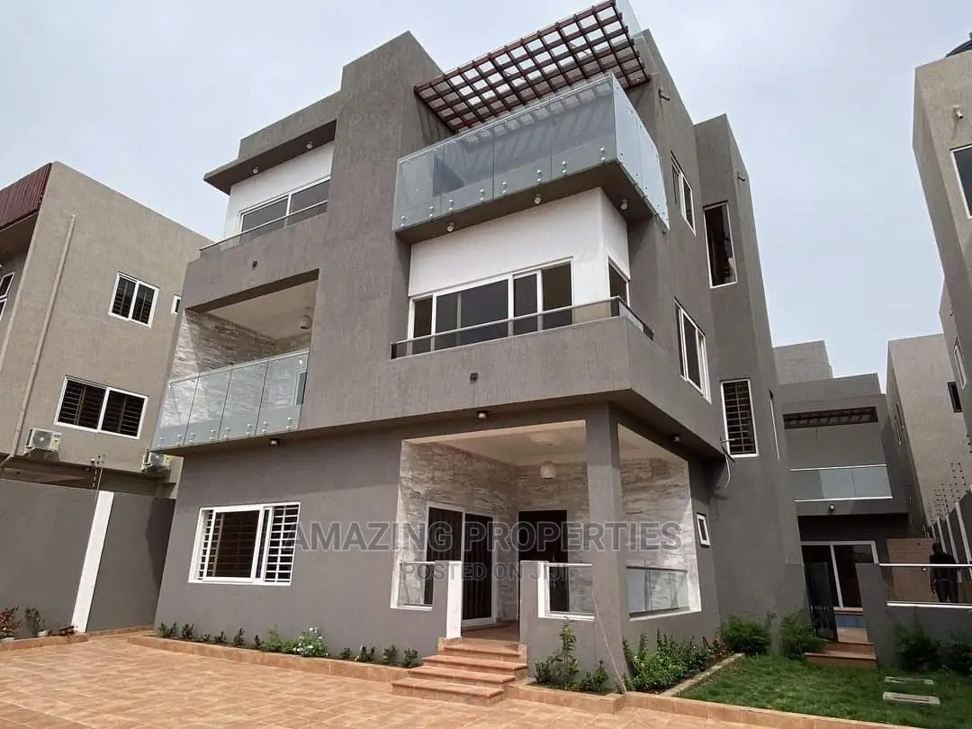5bdrm House in Airport Residential Area for Sale in Airport Residential Area