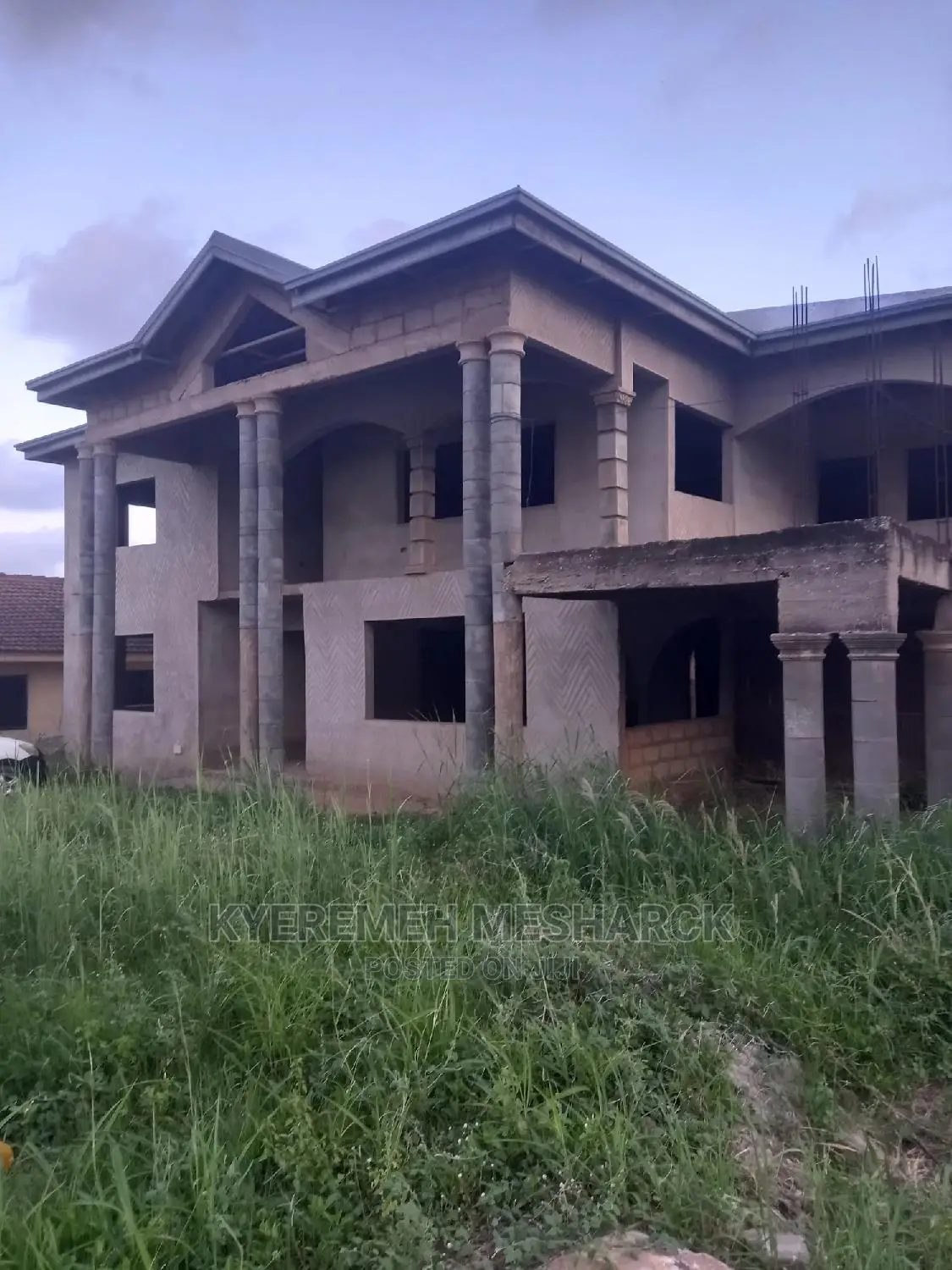 4bdrm Mansion in Kwabenya, Ga East Municipal for Sale in Ga East Municipal