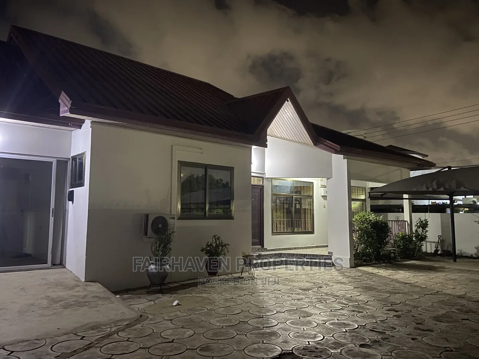 4bdrm House in Tseaddo, Airport Residential Area for Rent in Airport Residential Area
