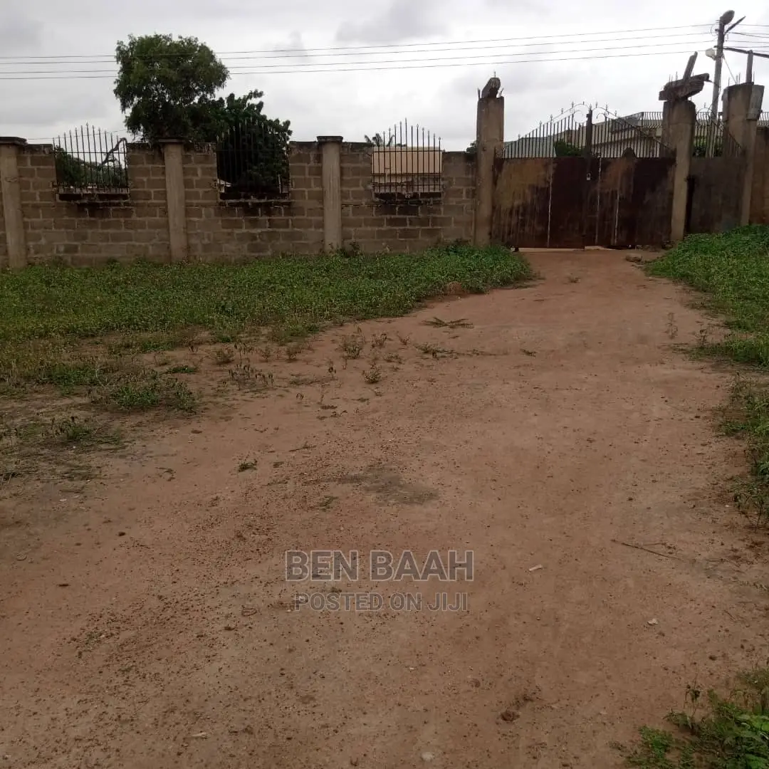 A Plot of Land at Agbogba for Sale Title 600,000 in Agbogba