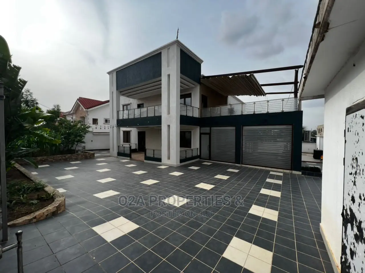 5bdrm House in Kumasi Metropolitan for Sale in Kumasi Metropolitan