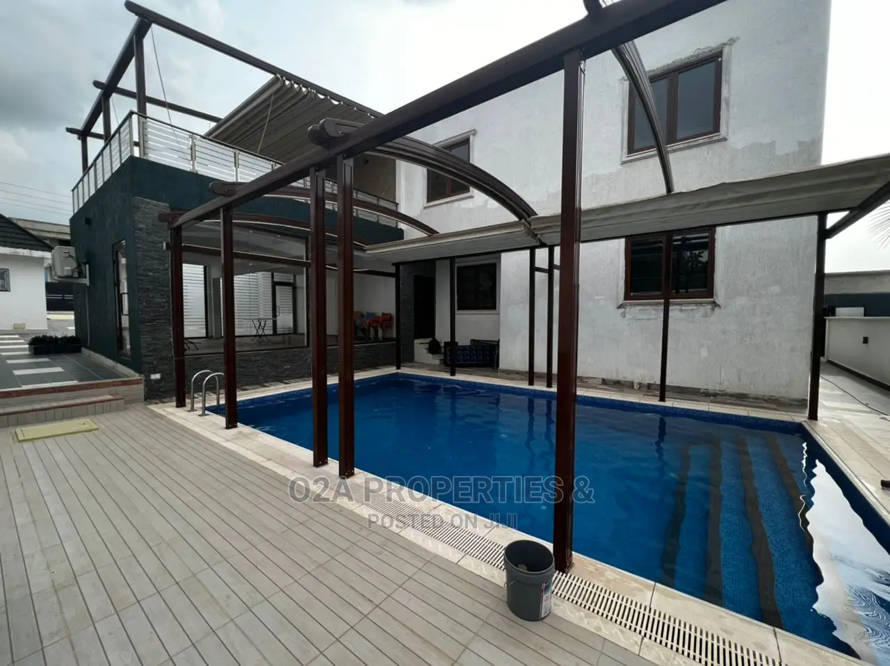 5bdrm House in Kumasi Metropolitan for Sale in Kumasi Metropolitan