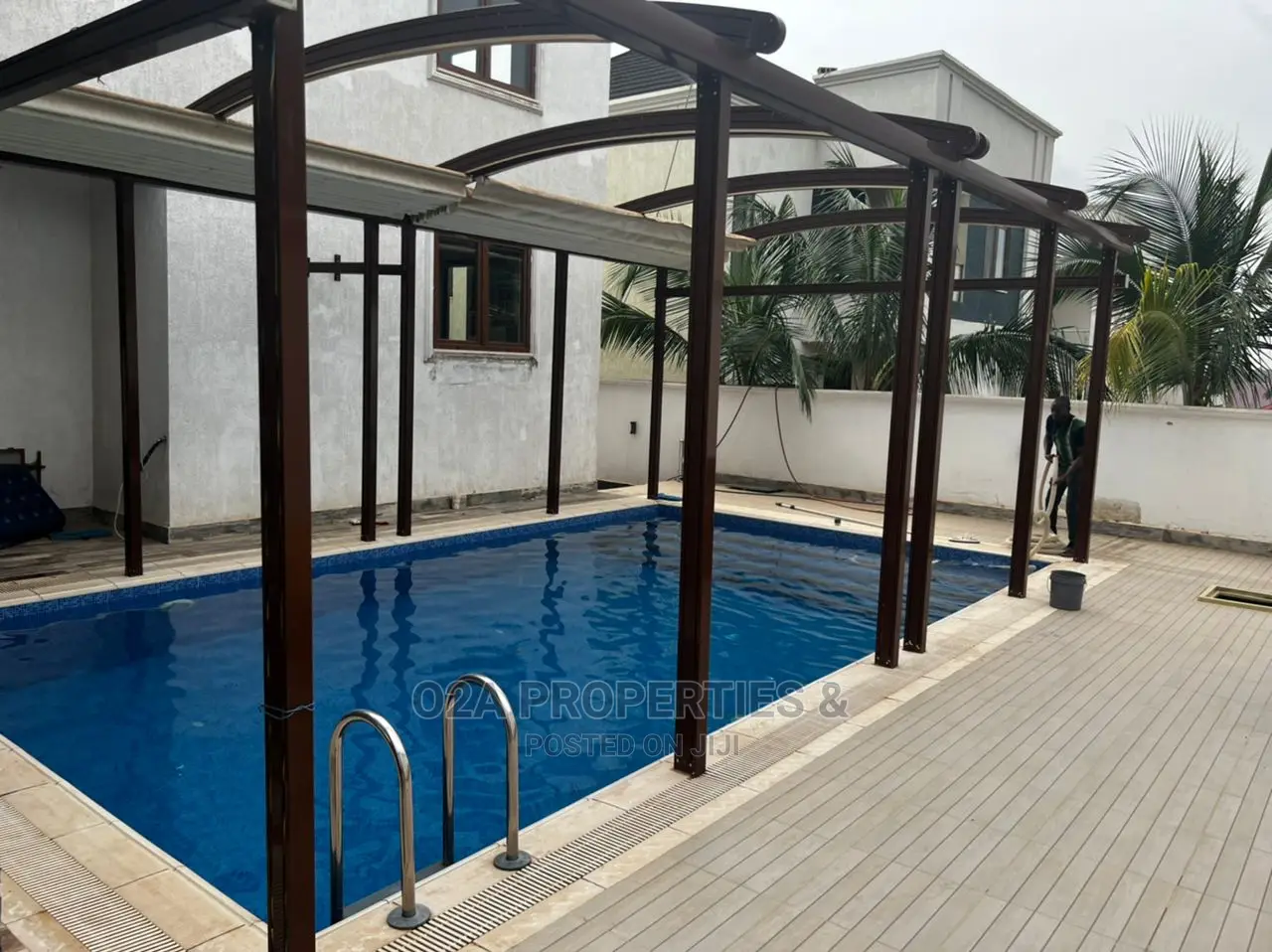 5bdrm House in Kumasi Metropolitan for Sale in Kumasi Metropolitan