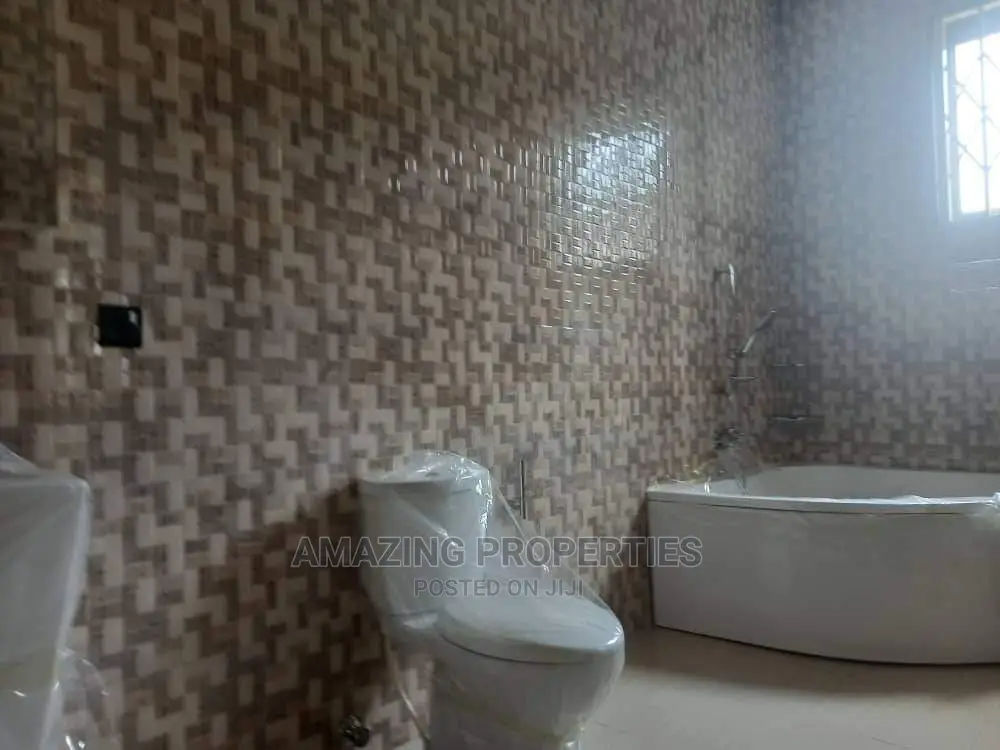 For RENT FOR RENT
(9) Bedrooms House Storey Self Compound in East Legon