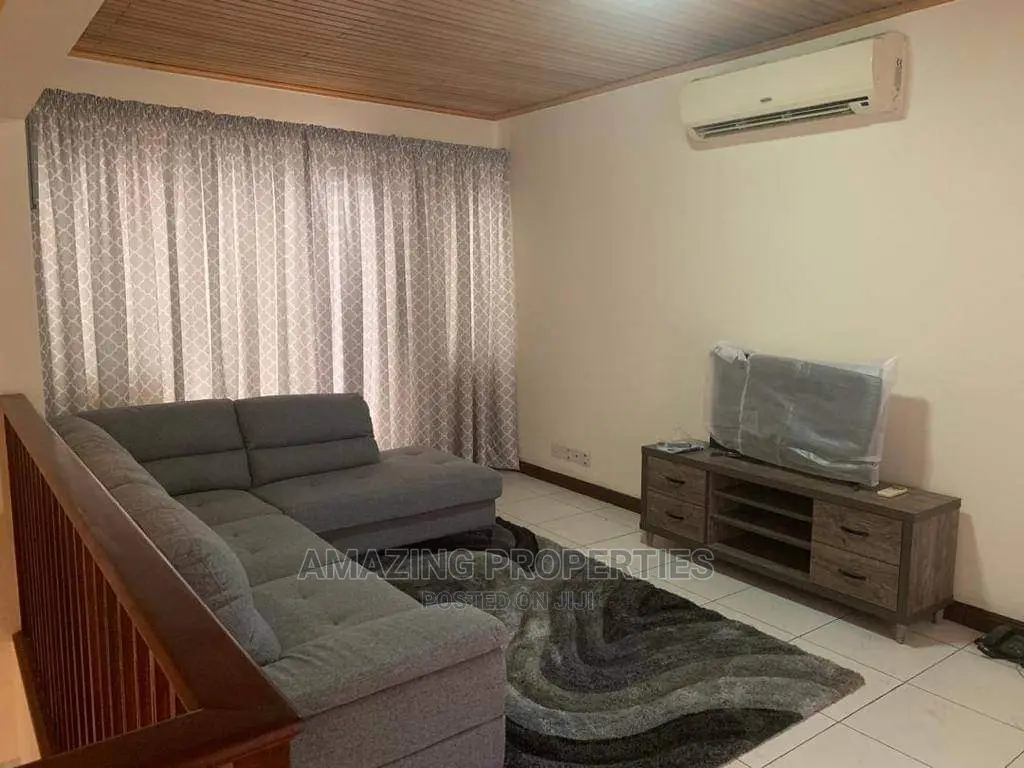 Furnished 4bdrm Farm House in Cantonments for Rent in Cantonments