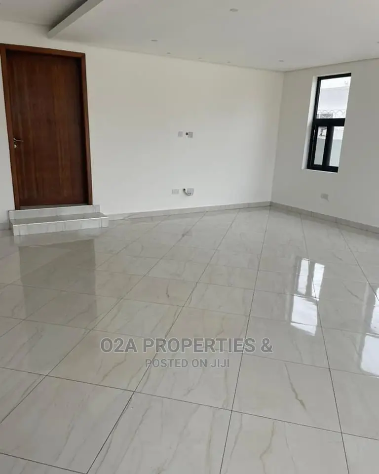 6bdrm House in Dzorwulu for Rent in Dzorwulu