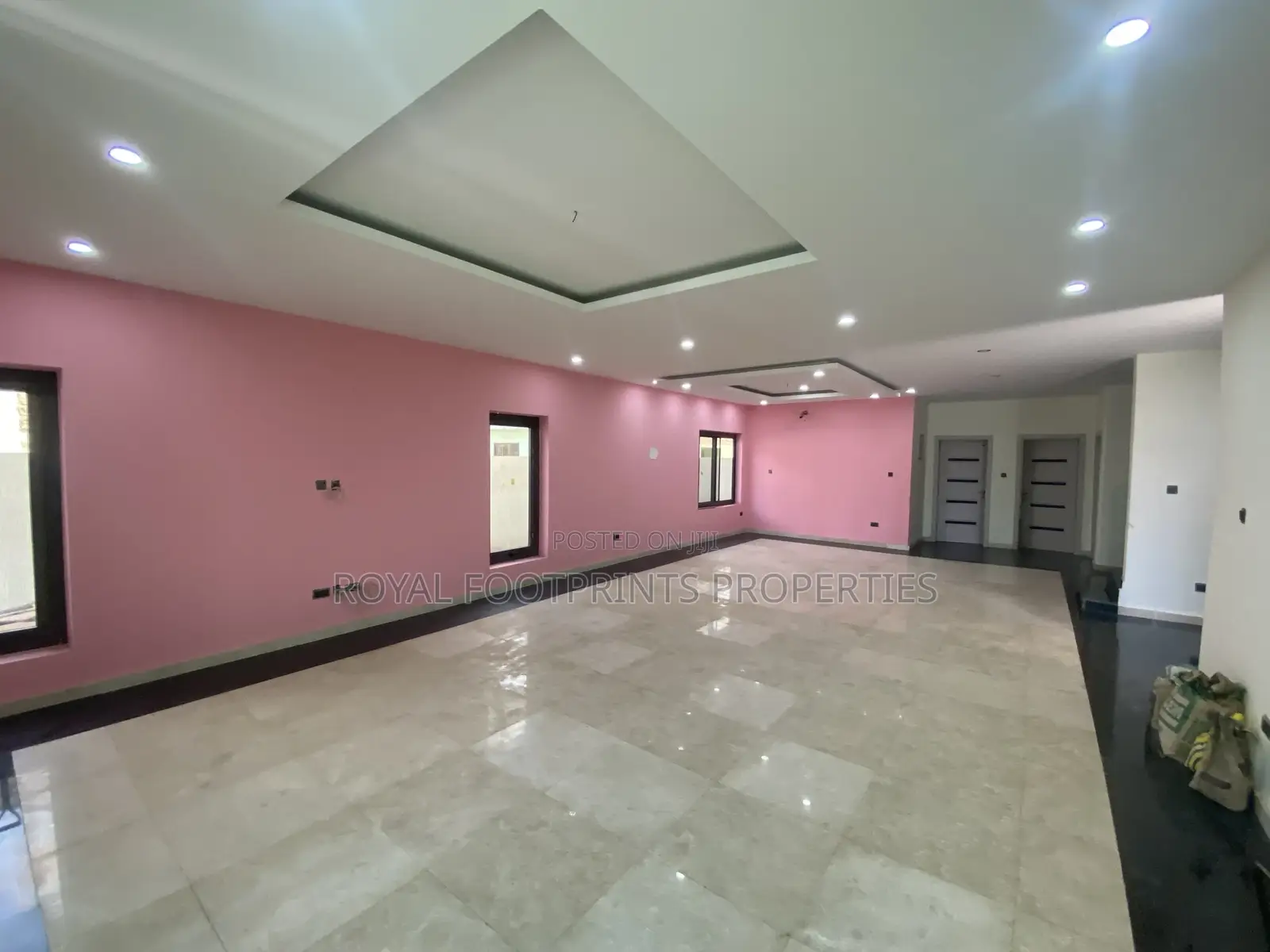 5bdrm Mansion in Royal Footprint, East Legon for Sale in East Legon