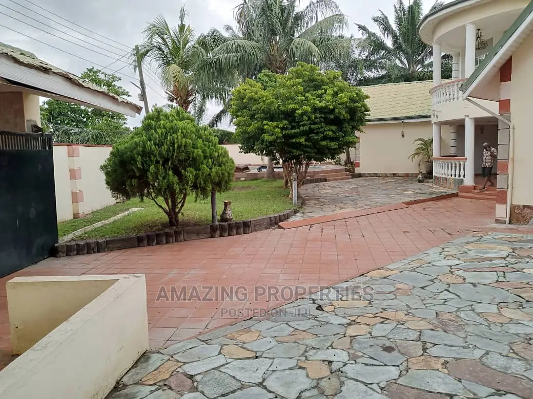 7bdrm House in American House for Rent in American House