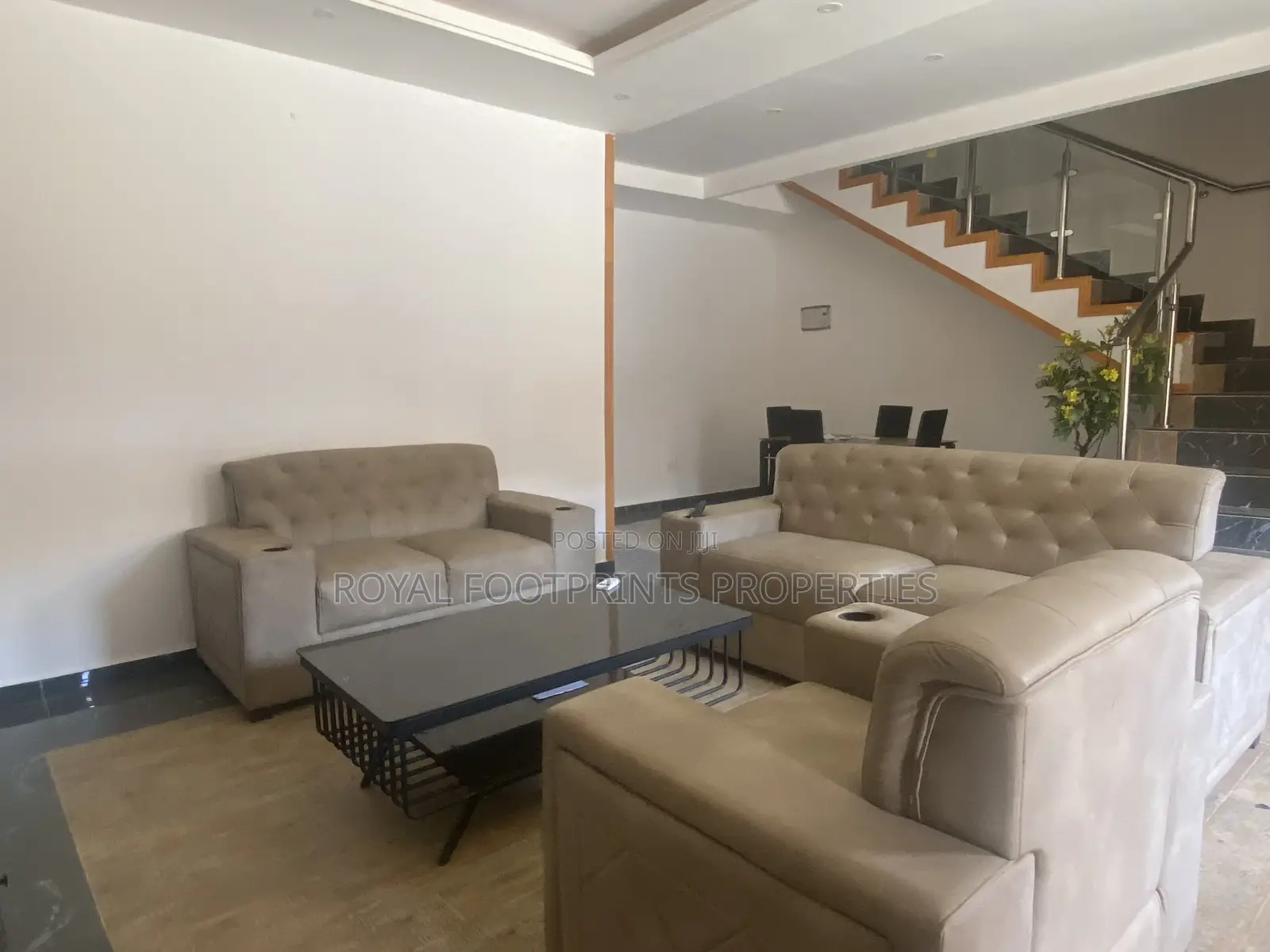 Furnished 4bdrm Duplex in East Legon for Rent in East Legon