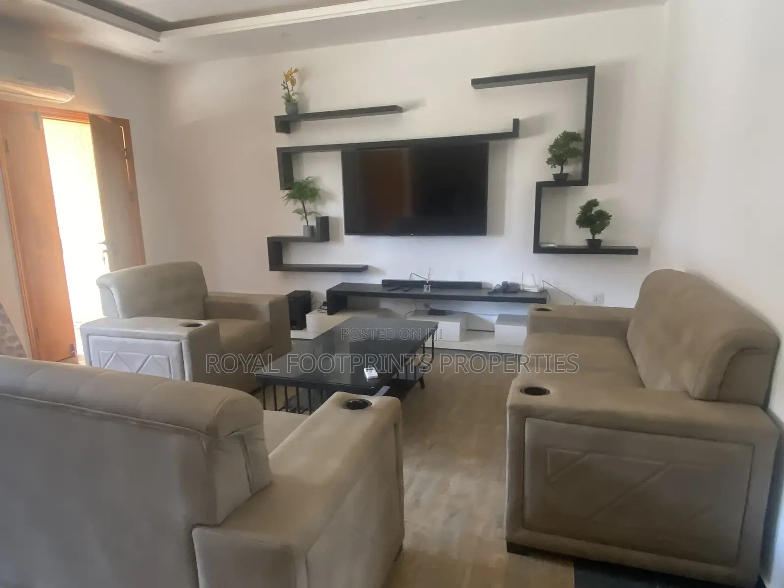 Furnished 4bdrm Duplex in East Legon for Rent in East Legon