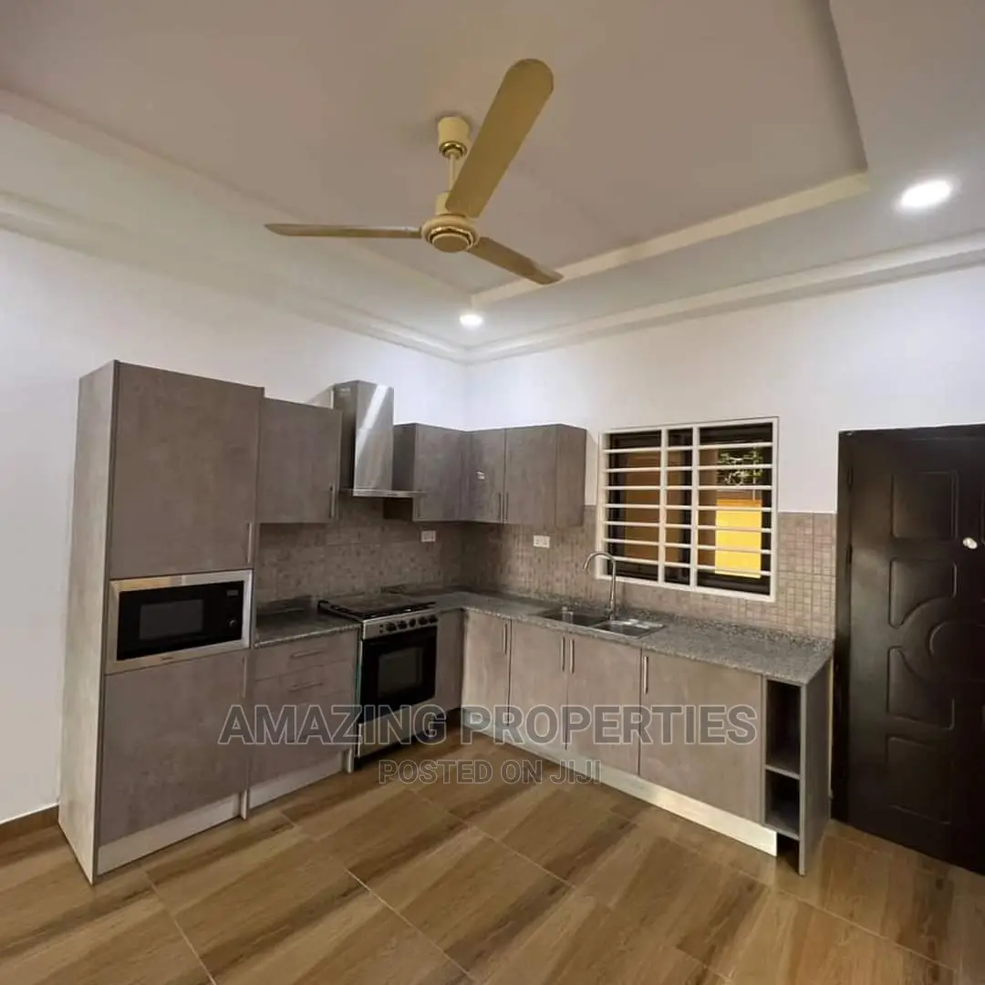 4bdrm House in for Rent 4 for Rent in East Legon