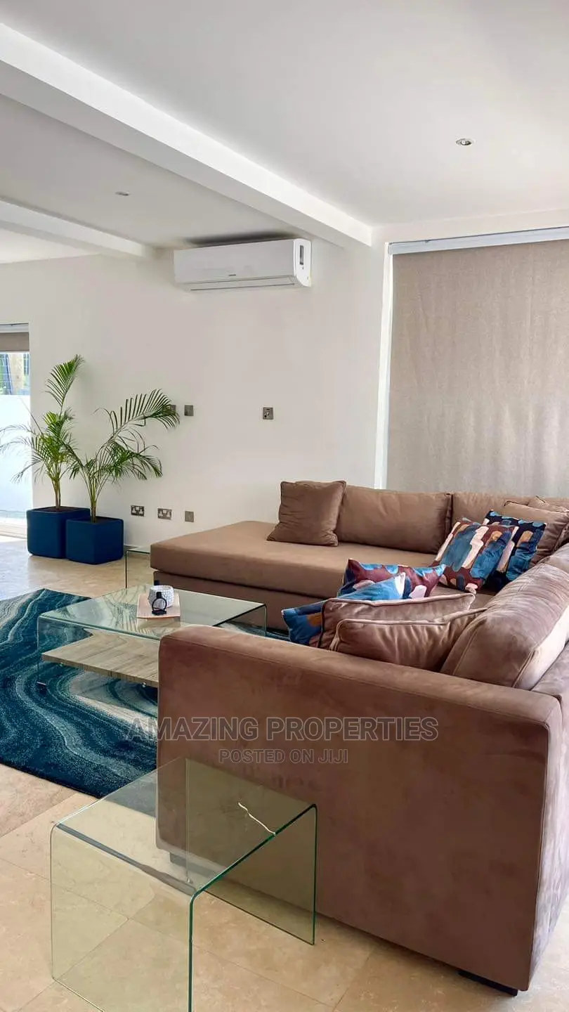 Furnished 4bdrm House in 4 Bedroom Fully for Rent in Cantonments