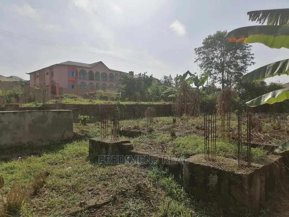 5bdrm Apartment in Fredimens Real, Kumasi Metropolitan for sale in Kumasi Metropolitan