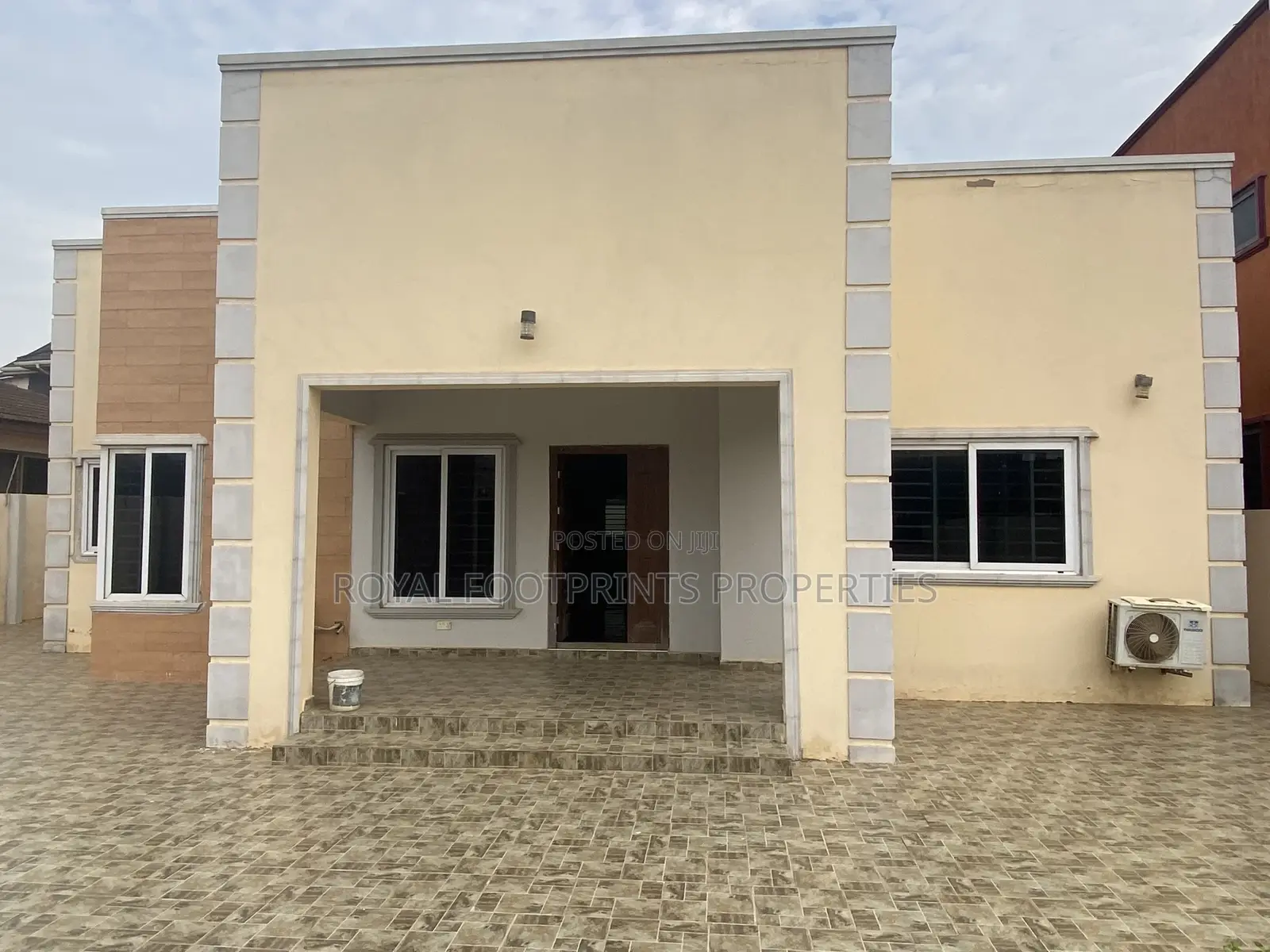 3bdrm House in Royal Footprints, East Legon for sale in East Legon