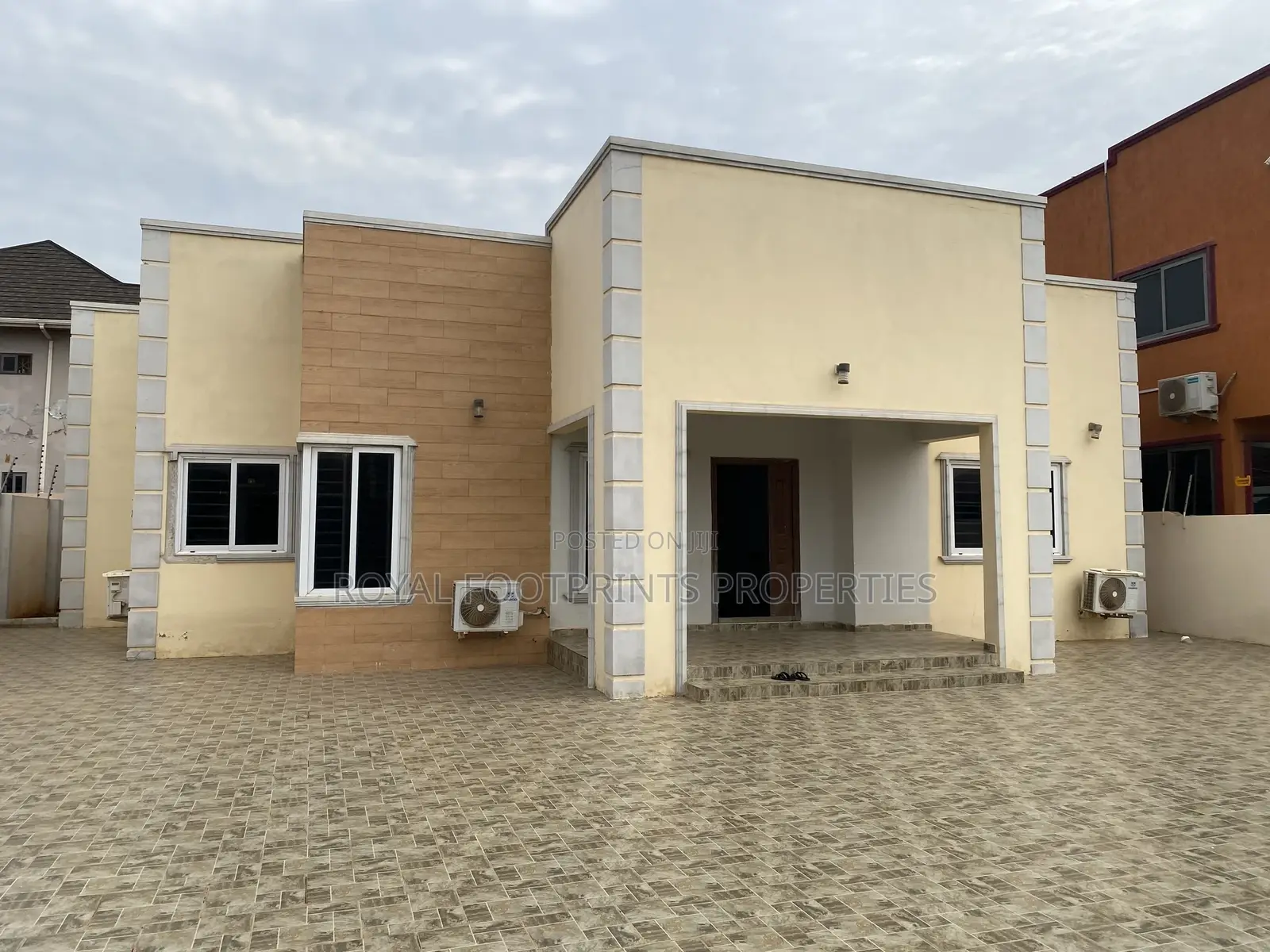 3bdrm House in Royal Footprints, East Legon for sale in East Legon