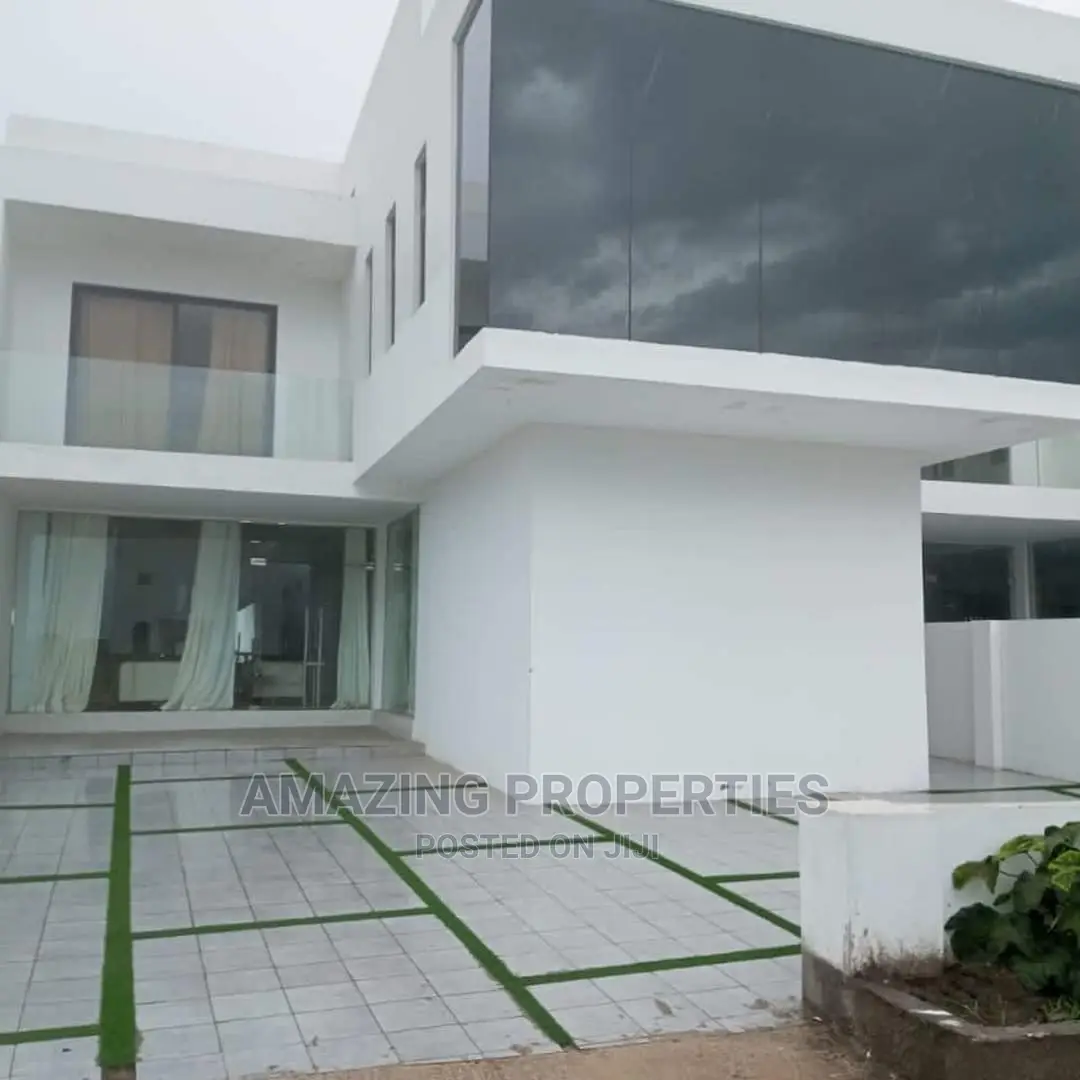 4bdrm House in East Legon Trasacco for Sale in East Legon
