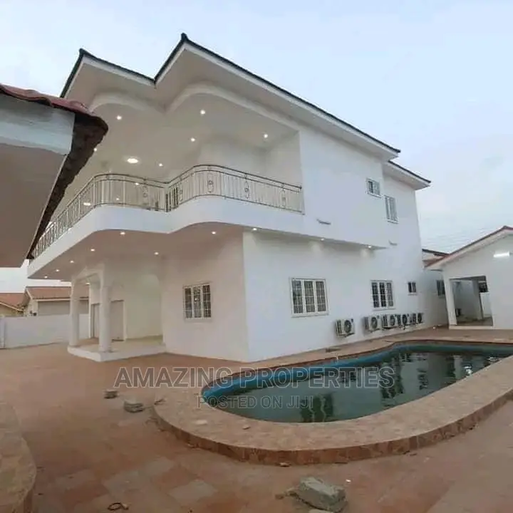 5bdrm House in 5 Bedroom House With for sale in Spintex