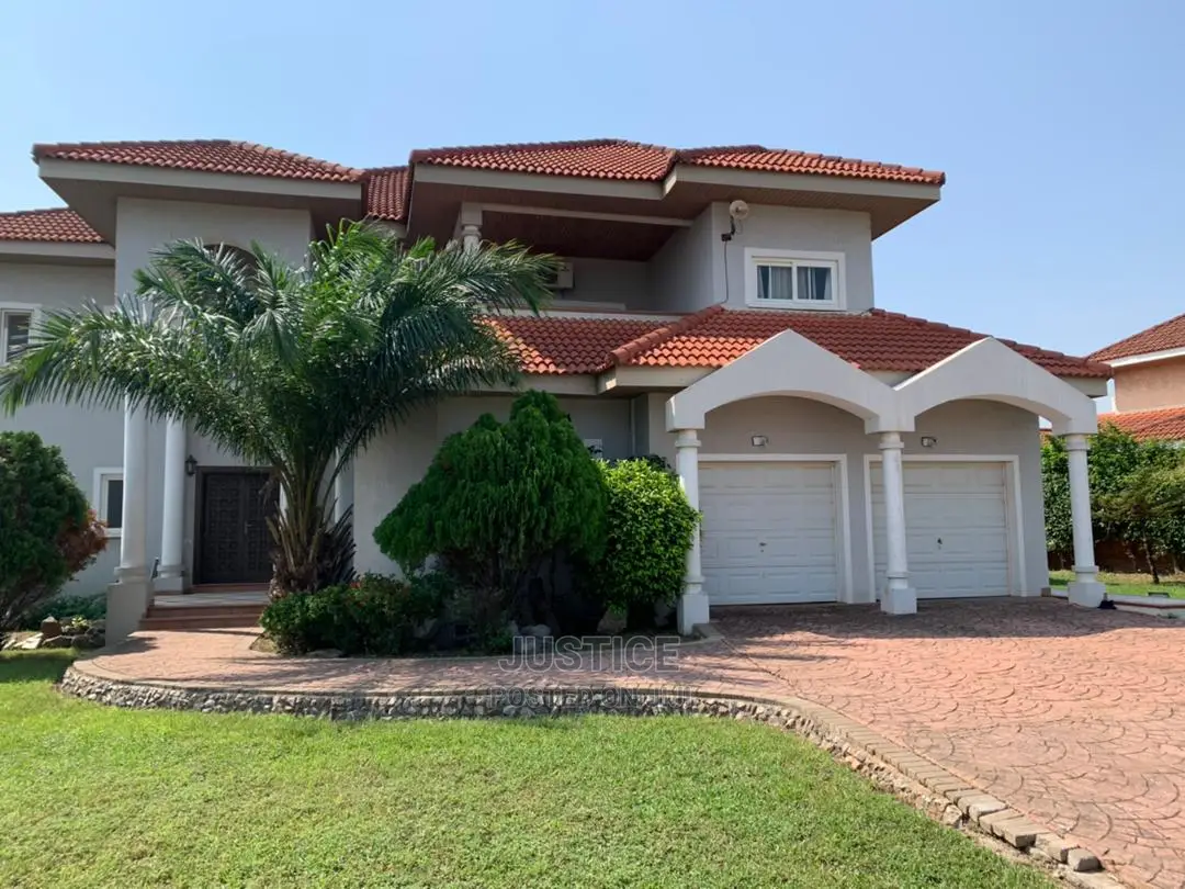 5bdrm Mansion in Trasacco Estate East for sale in East Legon