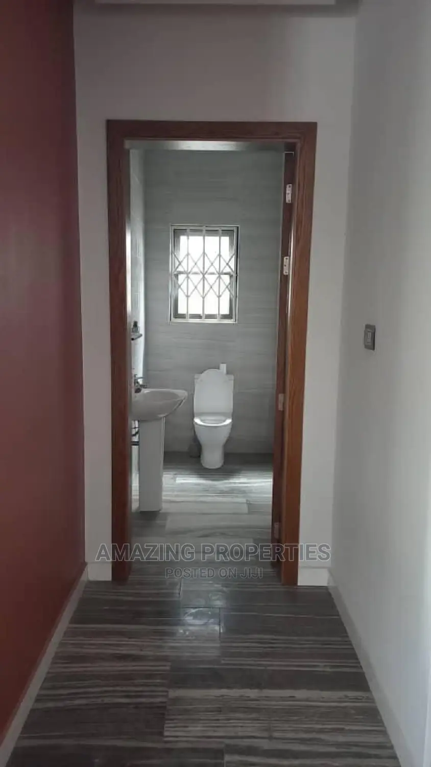 3bdrm Townhouse / Terrace in East Legon for Rent in East Legon