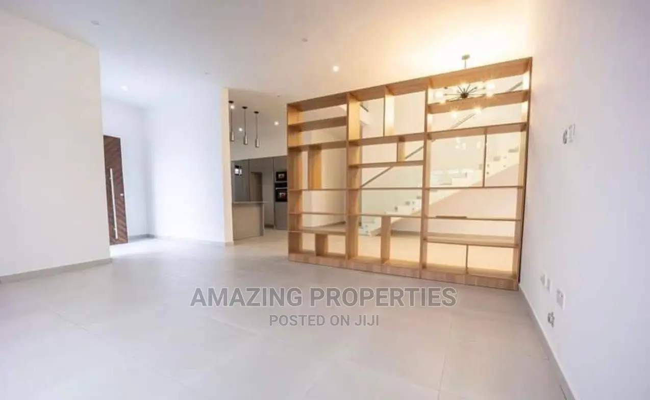 4bdrm House in Spintex for Sale in Spintex