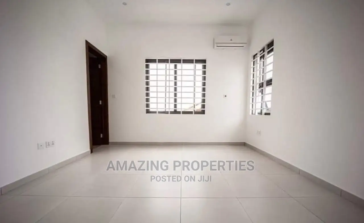 4bdrm House in Spintex for Sale in Spintex