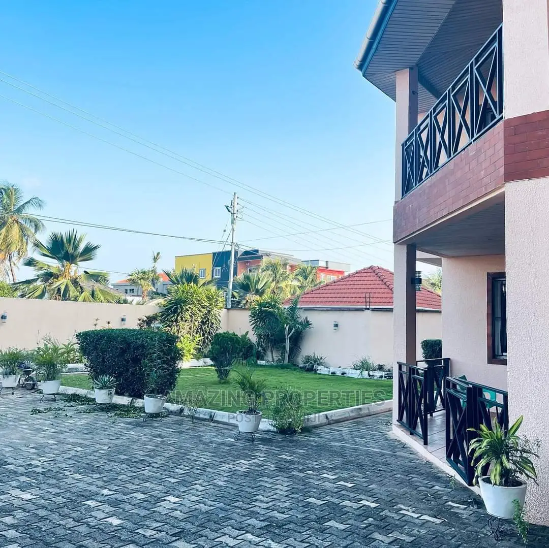 5bdrm House in Now Renting5, Spintex for Rent in Spintex
