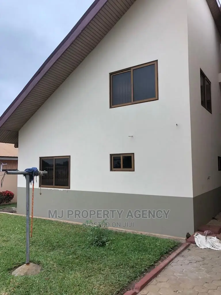 6bdrm House in Community 22, Tema Metropolitan for sale in Tema Metropolitan