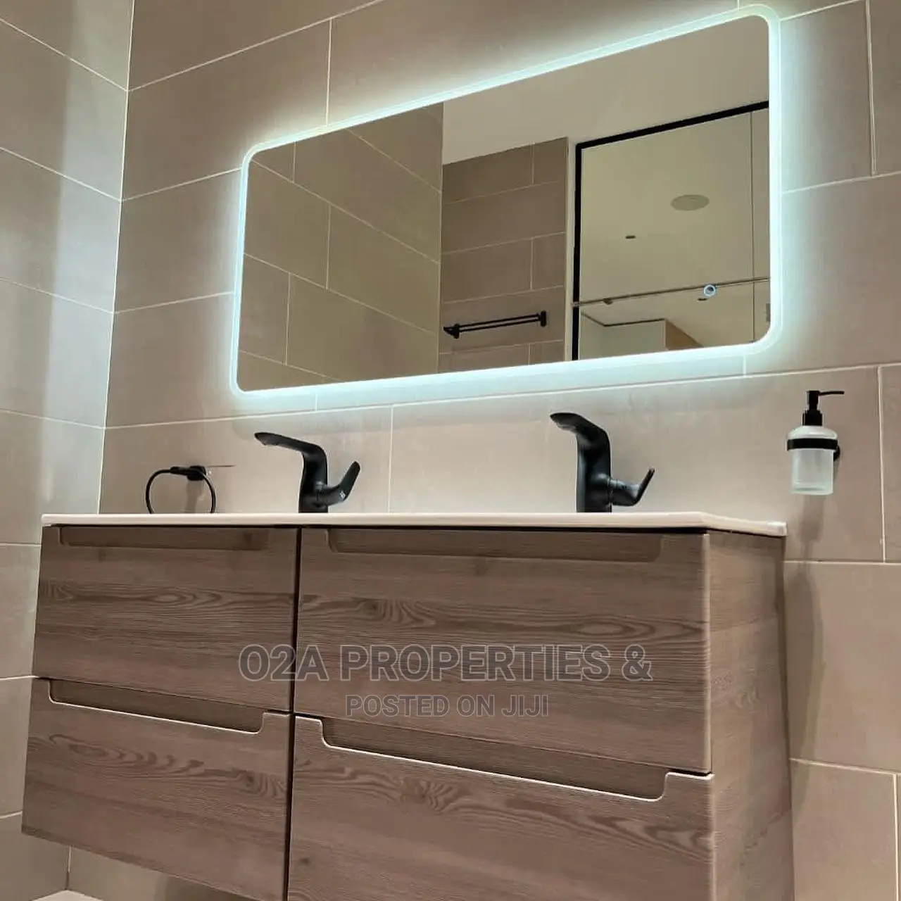 4bdrm House in School Junction for Sale in School Junction