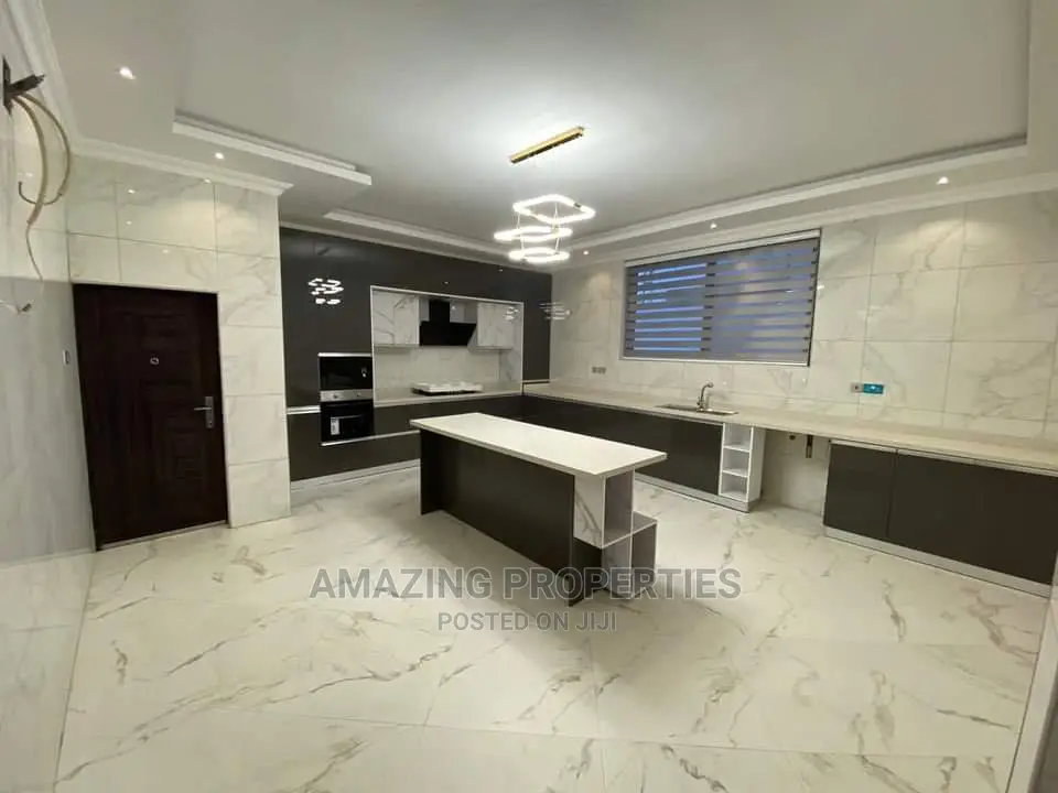 4bdrm House in East Legon for Sale in East Legon