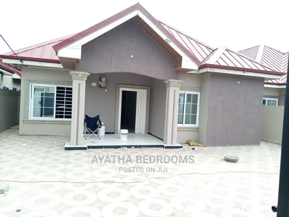 3bdrm House in Ayathar Bedroom, Spintex for Rent in Spintex