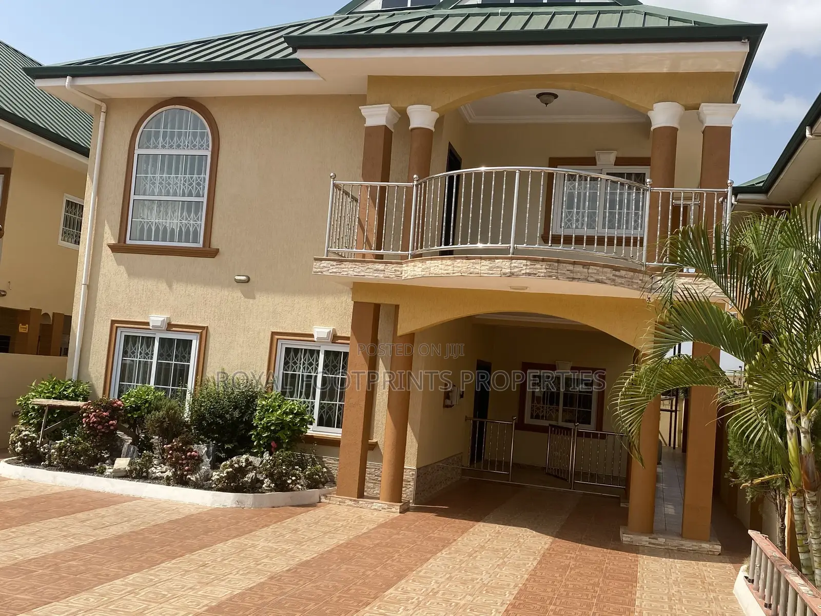 5bdrm House in Royal Footprints, North Legon for Rent in North Legon