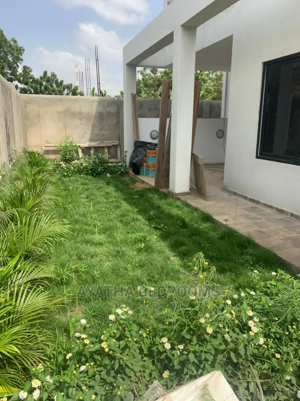 4bdrm House in Ayathar Bedroom, New Town for Sale in New Town