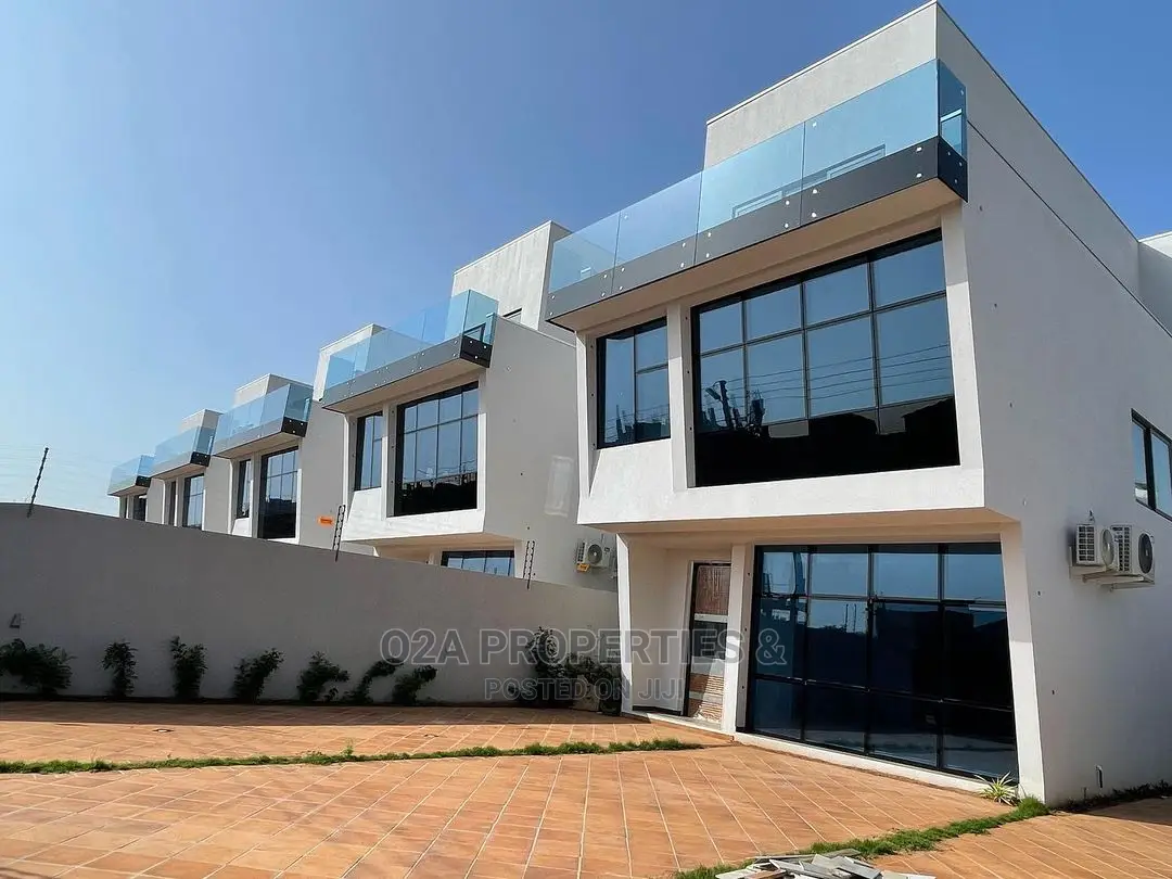 4bdrm House in a C Mall Area for Rent in A&C Mall Area