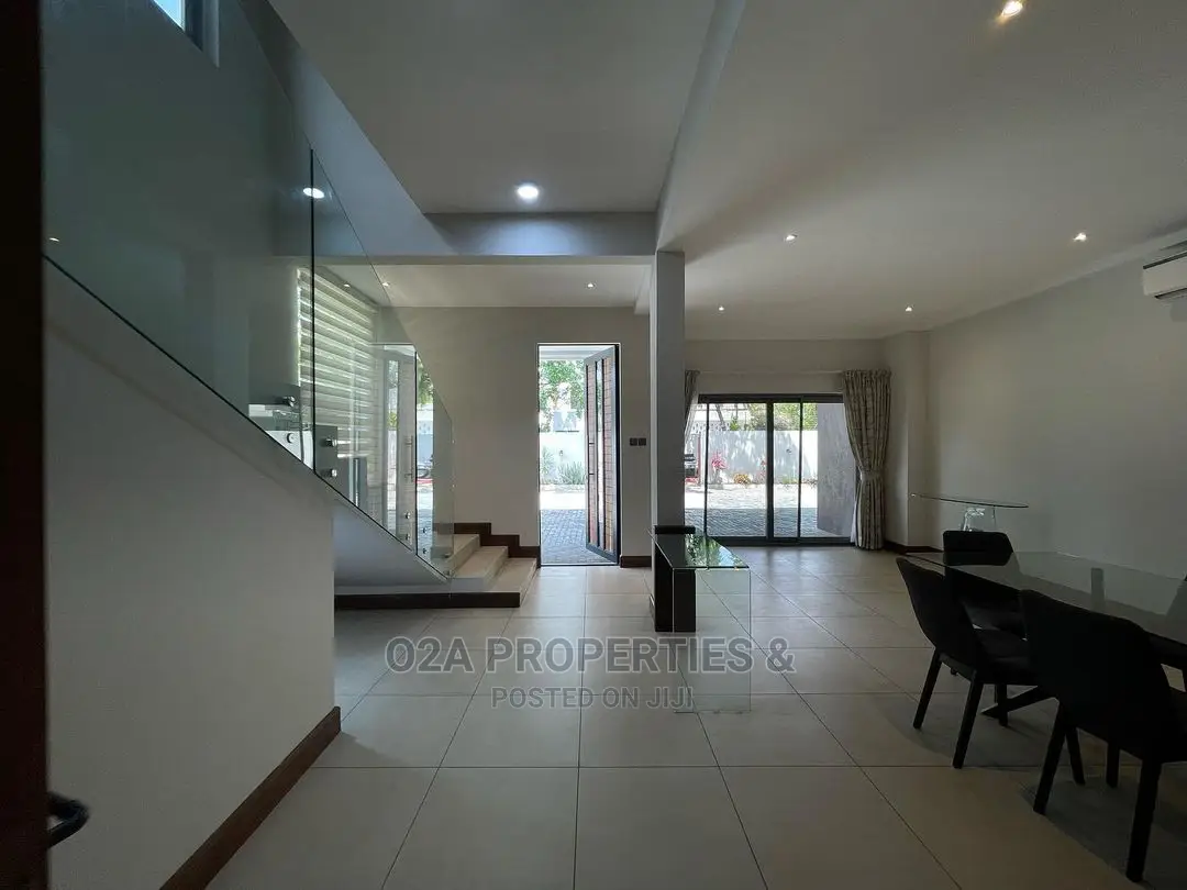 3bdrm House in Labone Junction for Rent in Labone Junction