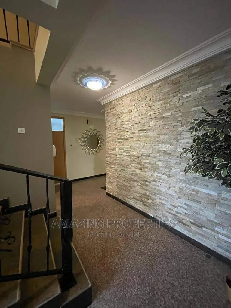 Furnished 4bdrm House in Labone for Sale in Labone